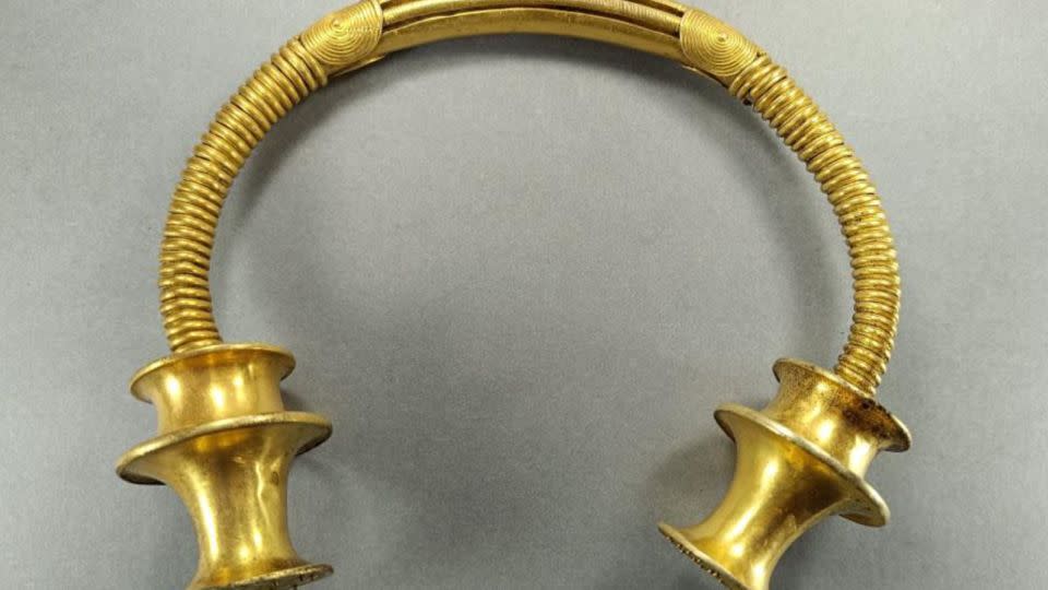 Archaeologists are excited about what further study of the necklaces could reveal. - Museo Arqueológico de Asturias