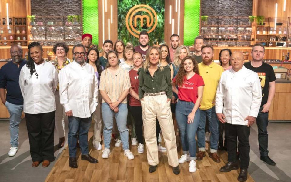 Masterchef : Découvrez les 18 candidats de nouvelle saison sur France 2 (PHOTOS)