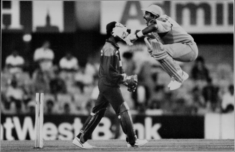 Trouble brewing ...Pakistan batsman Javed Miandad, right, opts for a spot of mimicry in front of Indian wicketkeeper Kiran More to show his disdain after an unsuccessful appeal by the gloveman. March 04, 1992. (Photo by Craig Golding/Fairfax Media via Getty Images).