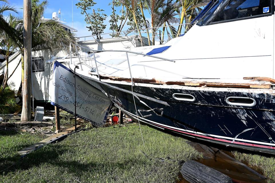 Hurricane Ian damage in Downtown Fort Myers ,Thursday, Sept. 29, 2022./Chris Tilley)