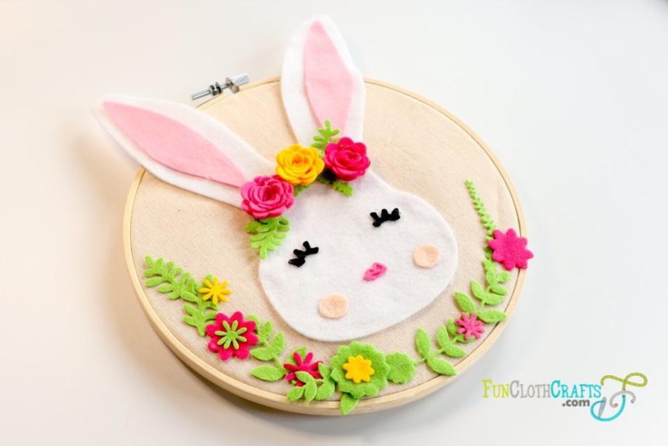 <p>Fun Cloth Crafts</p>