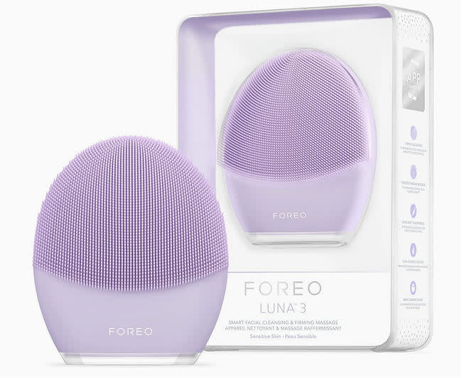 kim kardashian foreo luna 3 brush