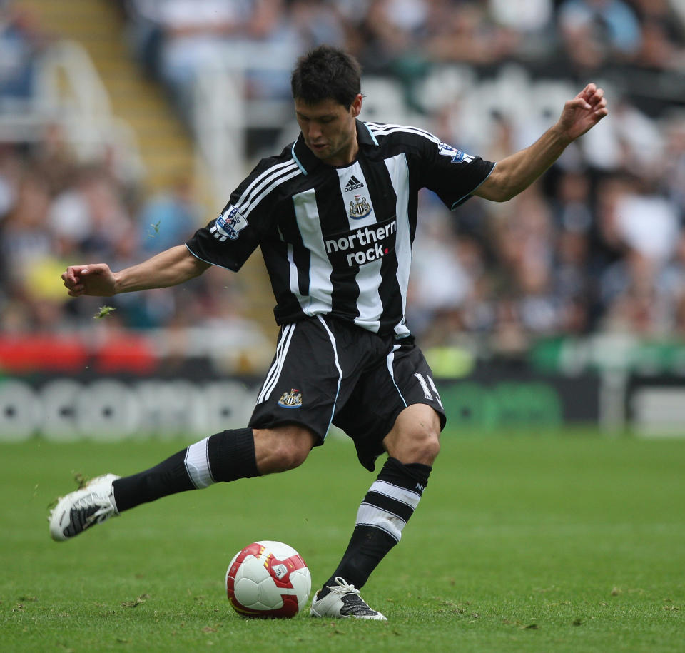 Gonzalez played 18 times for his country but after leaving Newcastle he had a nomadic career taking in clubs in Spain, Greece, Belgium and his native Uruguay.