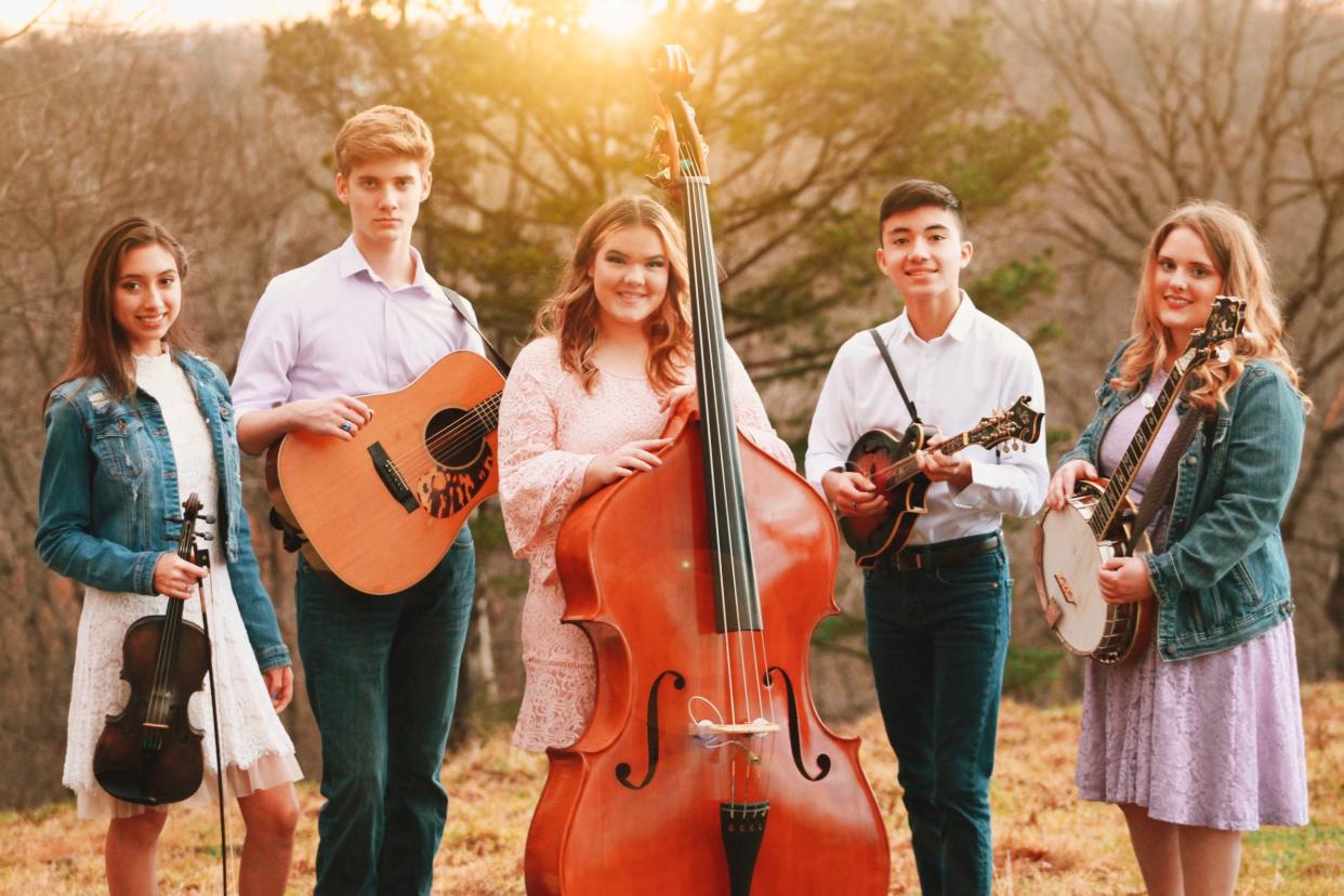 Sylamore Special, a group of teenagers based in Mountain View, Arkansas includes Mary Parker, Gordon Parker, LillyAnne McCool, Mercy Grace and Turner Atwell.