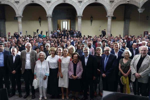 Académicos y científicos se reuniron con Claudia Sheinbaum