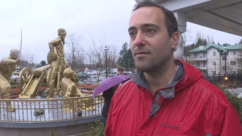 'Treat each other with respect,' say those at Abbotsford rally to denounce KKK propaganda