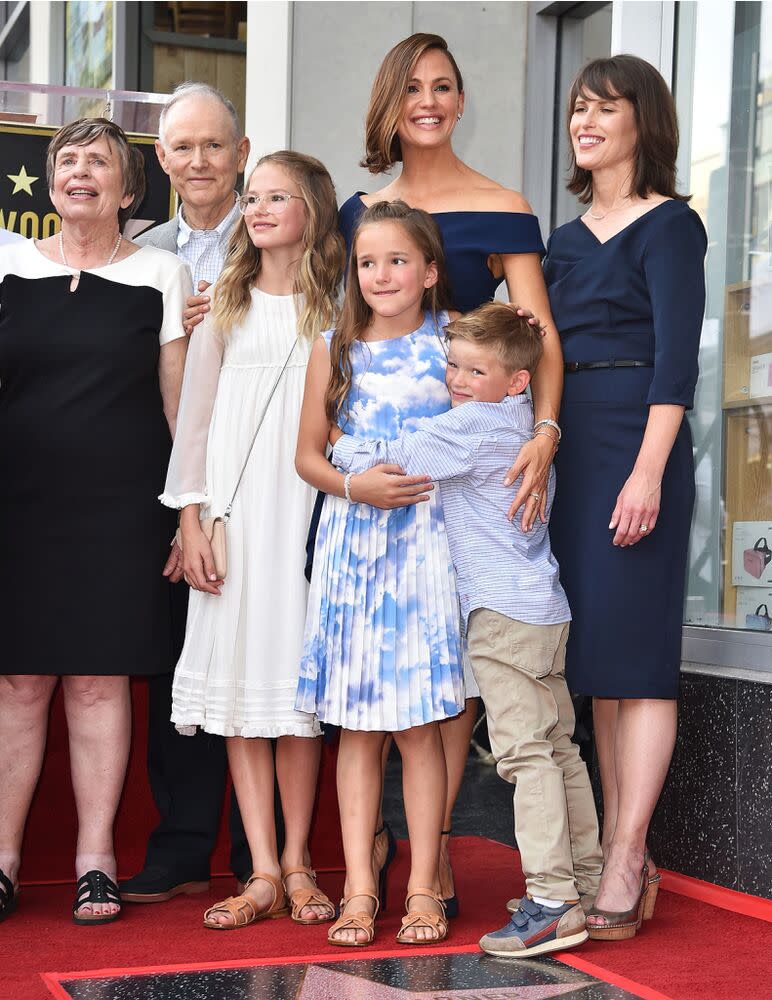 Jennifer Garner with Violet, Seraphina Rose and Samuel