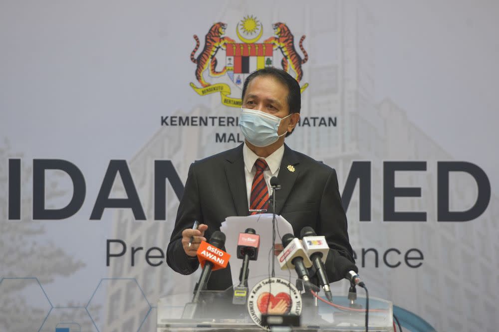 Health director-general Tan Sri Dr Noor Hisham Abdullah said the new clusters were located in Johor, Pahang, Labuan, Selangor, Sarawak, and Melaka. — Picture by Miera Zulyana