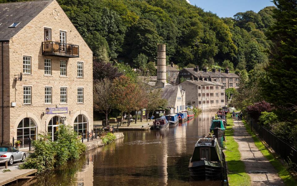 Rochdale Canal, Sowerby Bridge