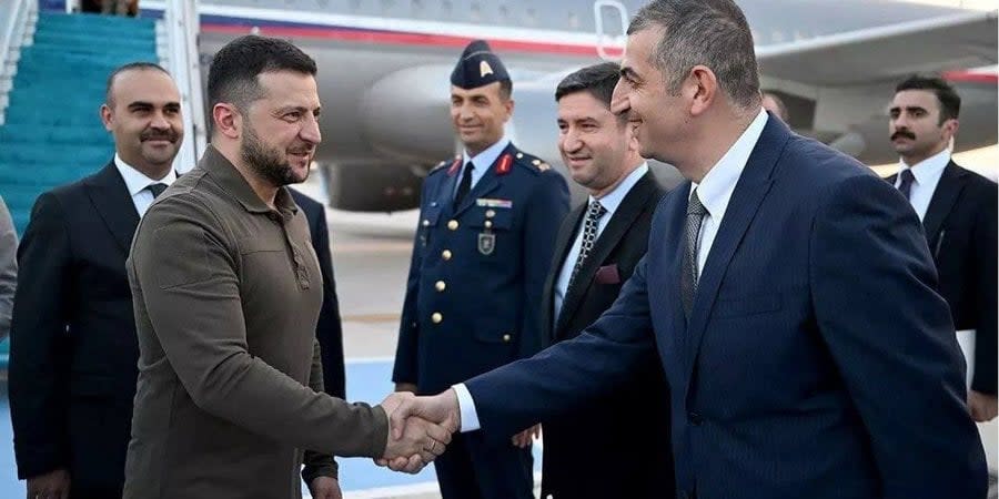 Zelenskyy arrived on a visit to Turkey