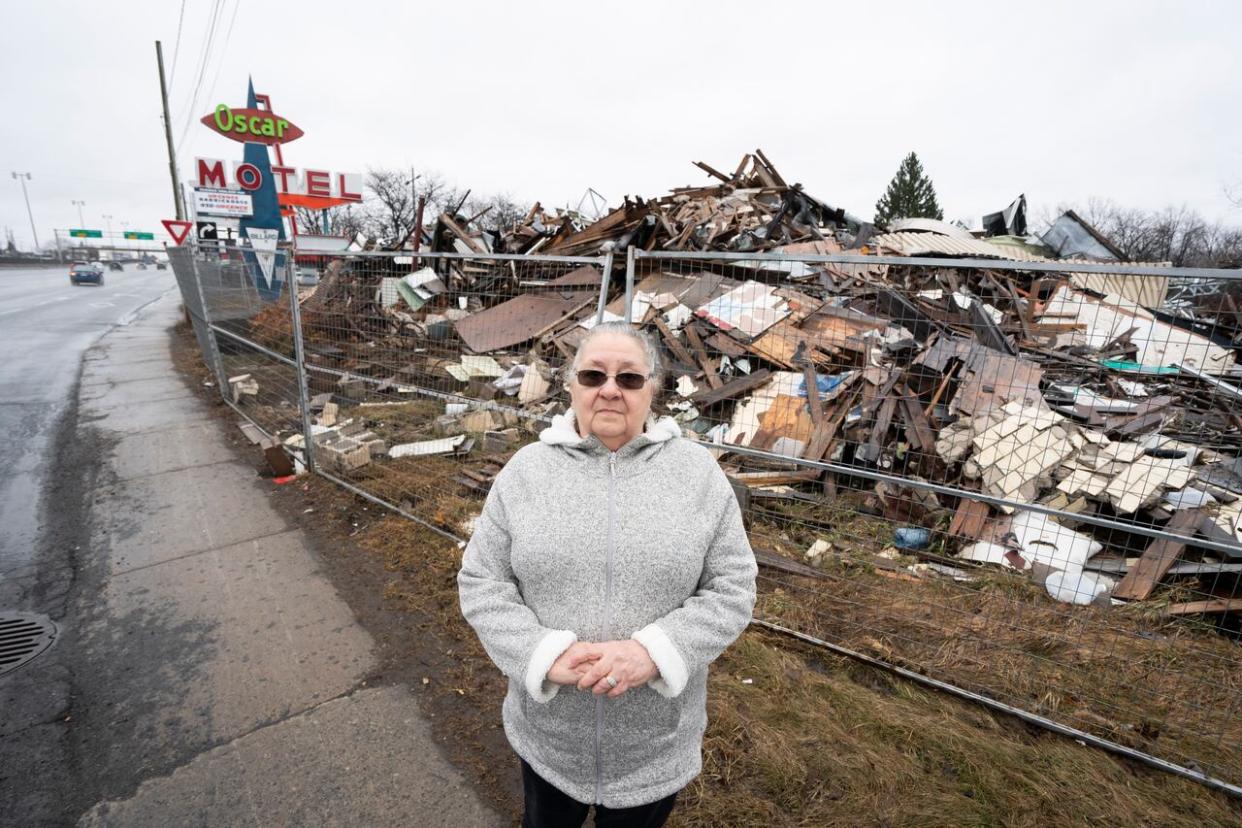 Francine Leroux lives in Longueuil, Que., across the street from the site of the former Motel Oscar. She wants it cleaned up. (Ivanoh Demers/Radio-Canada - image credit)
