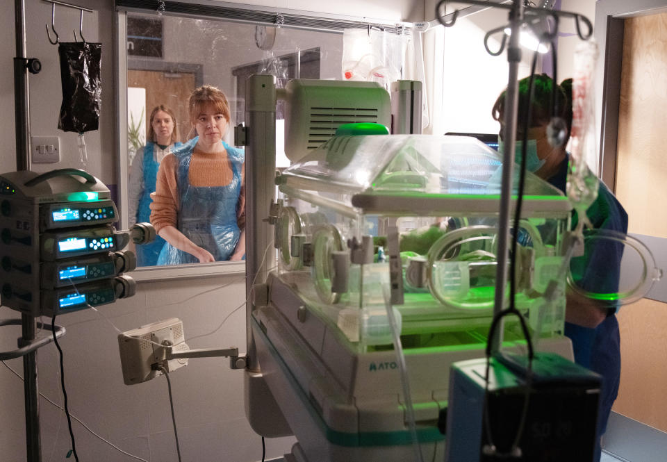 FROM ITV

STRICT EMBARGO - No Use Before Tuesday 29th March 2022

Coronation Street - Ep 1060405

Monday 4th April 2022

Abi Websterâ€™s [SALLY CARMAN] surprised to find Toyah Battersby [GEORGIA TAYLOR] in the neonatal unit gazing at Alfie in his incubator. 

Picture contact - David.crook@itv.com

Photographer - Danielle Baguley

This photograph is (C) ITV Plc and can only be reproduced for editorial purposes directly in connection with the programme or event mentioned above, or ITV plc. Once made available by ITV plc Picture Desk, this photograph can be reproduced once only up until the transmission [TX] date and no reproduction fee will be charged. Any subsequent usage may incur a fee. This photograph must not be manipulated [excluding basic cropping] in a manner which alters the visual appearance of the person photographed deemed detrimental or inappropriate by ITV plc Picture Desk. This photograph must not be syndicated to any other company, publication or website, or permanently archived, without the express written permission of ITV Picture Desk. Full Terms and conditions are available on  www.itv.com/presscentre/itvpictures/terms