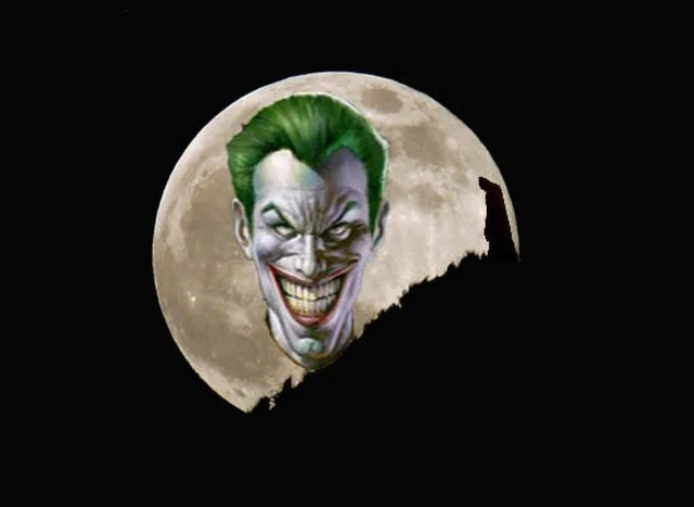 El Joker o el Guasón es el archivillano por excelencia, el adversario imbatible de Batman. Los archivillanos son un elemento consustancial del género de los superhéroes (Imagen: Wikimedia Commons)