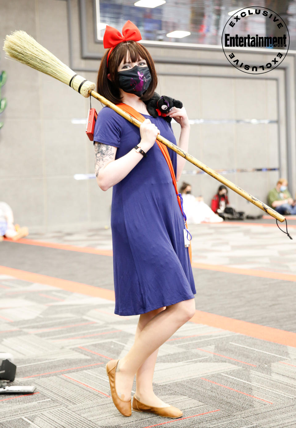 Kiki from <em>Kiki's Delivery Service</em> cosplayer