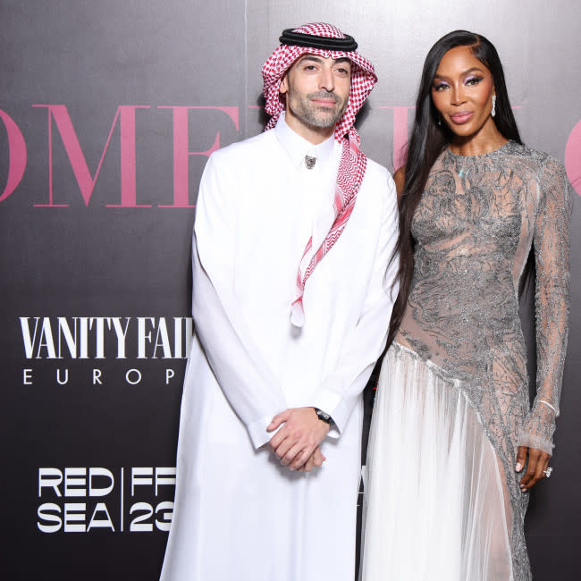 Mohammed Al Turki y Naomi Campbell en un evento de la industria de la moda credit:Bang Showbiz