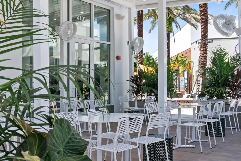 Sweetgreen opens in the former Le Bouchon bistro space at the Downtown Palm Beach Gardens plaza on Sept. 25.