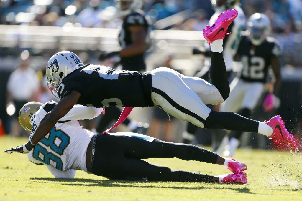 Raiders open road trip with 33-16 win over Jacksonville Jaguars – East Bay  Times