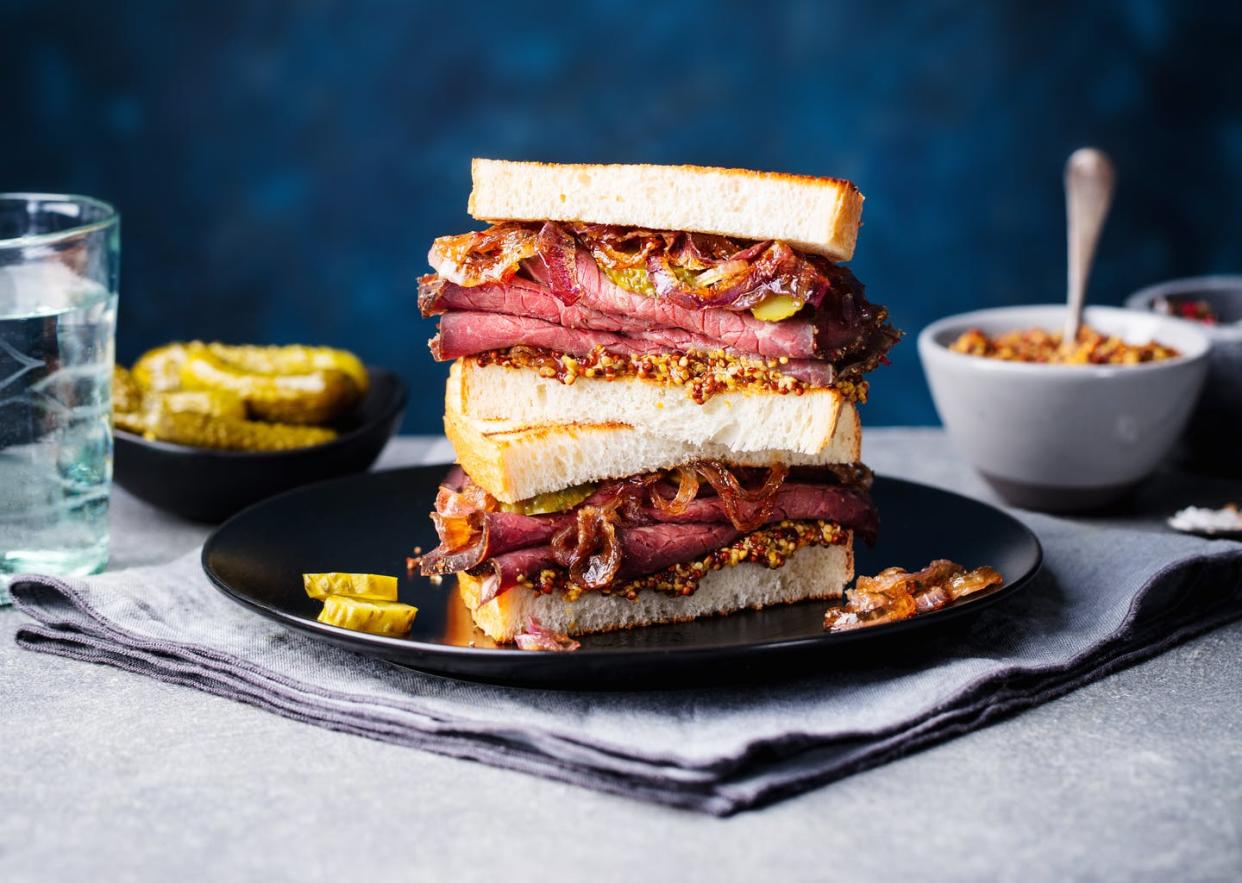   <span class="attribution"><a class="link " href="https://www.shutterstock.com/image-photo/roast-beef-sandwich-on-plate-pickles-675902929?src=dhOfZe0q8WbQgSGvfCnEXw-1-41" rel="nofollow noopener" target="_blank" data-ylk="slk:Anna_Pustynnikova;elm:context_link;itc:0;sec:content-canvas">Anna_Pustynnikova</a></span>