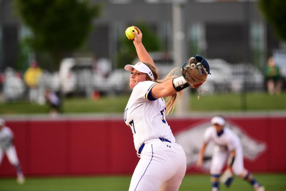 Tori Kniesche delivers a pitch Saturday night in the NCAA tournament against Stanford.