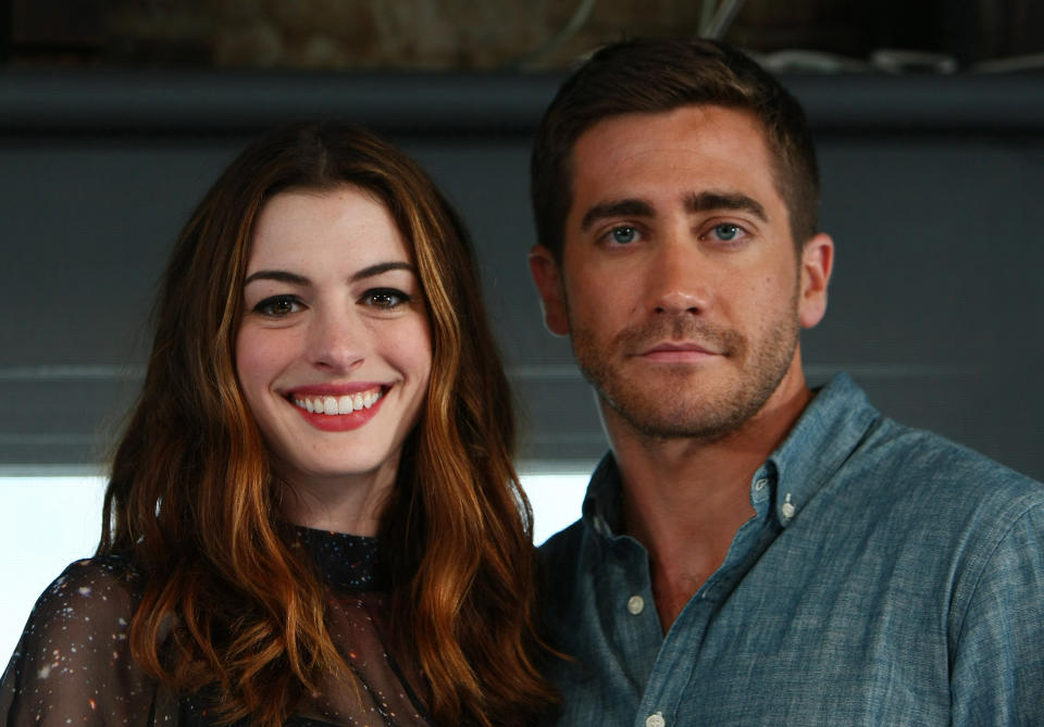 Anne Hathaway y Jake Gyllenhaal en la presentación de 'De amor y otras adicciones' en 2010 (Don Arnold/Getty Images)