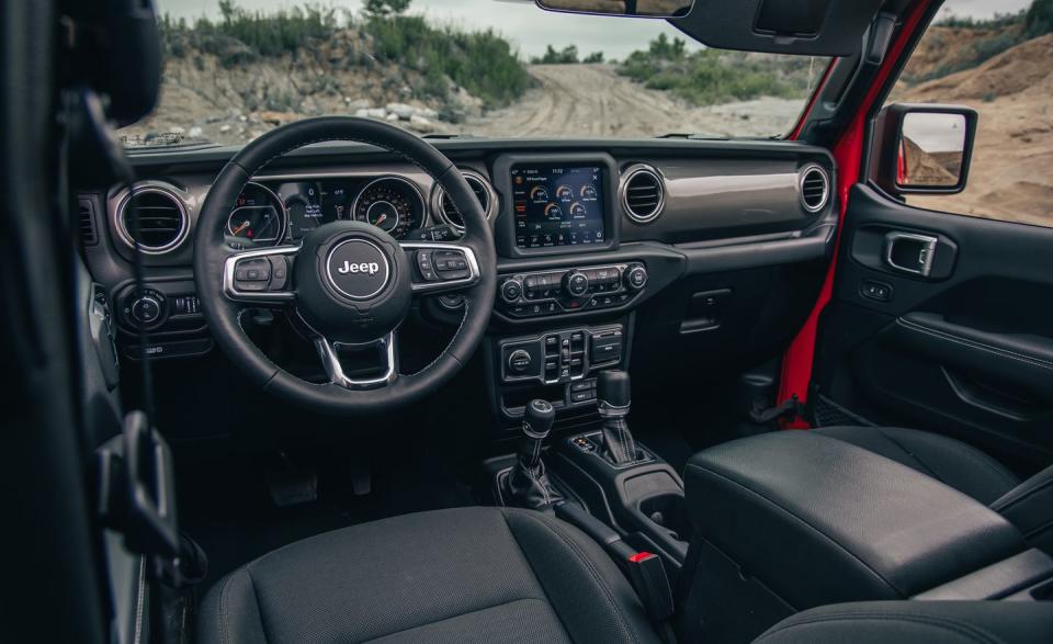 Photos of the 2020 Jeep Gladiator and 2019 Toyota 4Runner