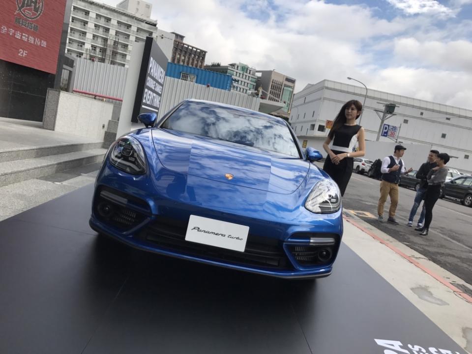 紐柏林最速四門車型 Porsche Panamera Turbo登場