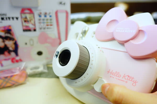 【拍立得】Fujifilm 富士 instax mini Hello kitty 40週年紀念版拍立得 kitty迷不可錯過啊