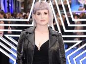 Im Laufe der Zeit hat sich Kelly Osbourne tatsächlich zur Fashion-Expertin gemausert. (Bild: Jeff Spicer/Getty Images for Paramount Pictures)