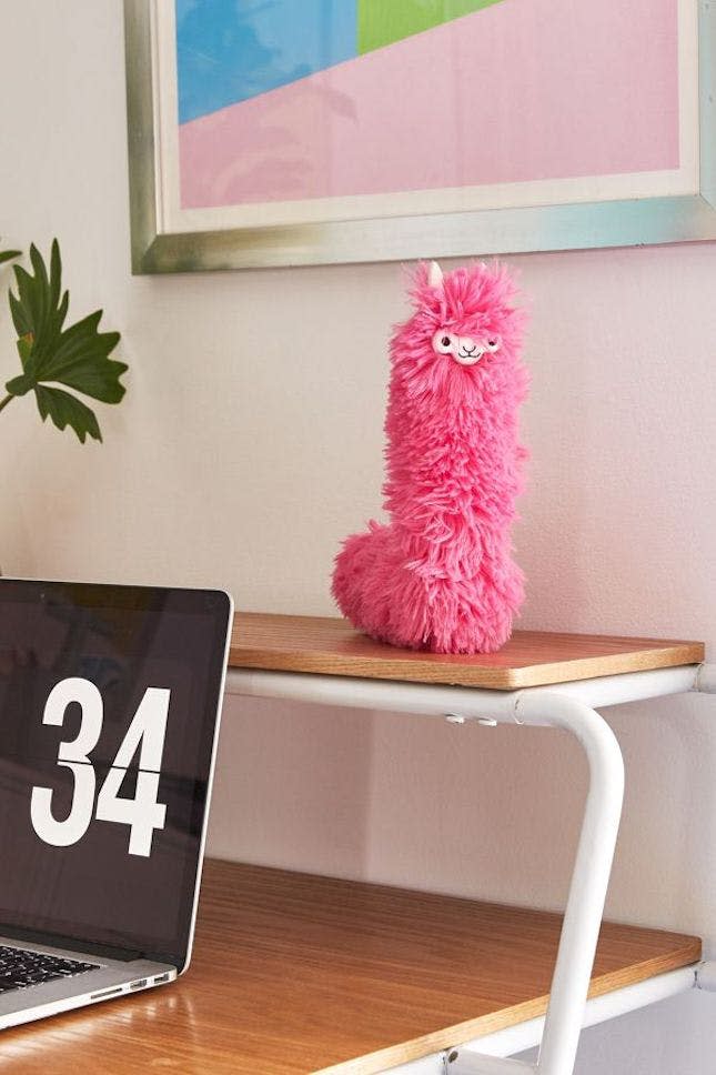 llama-desk-duster