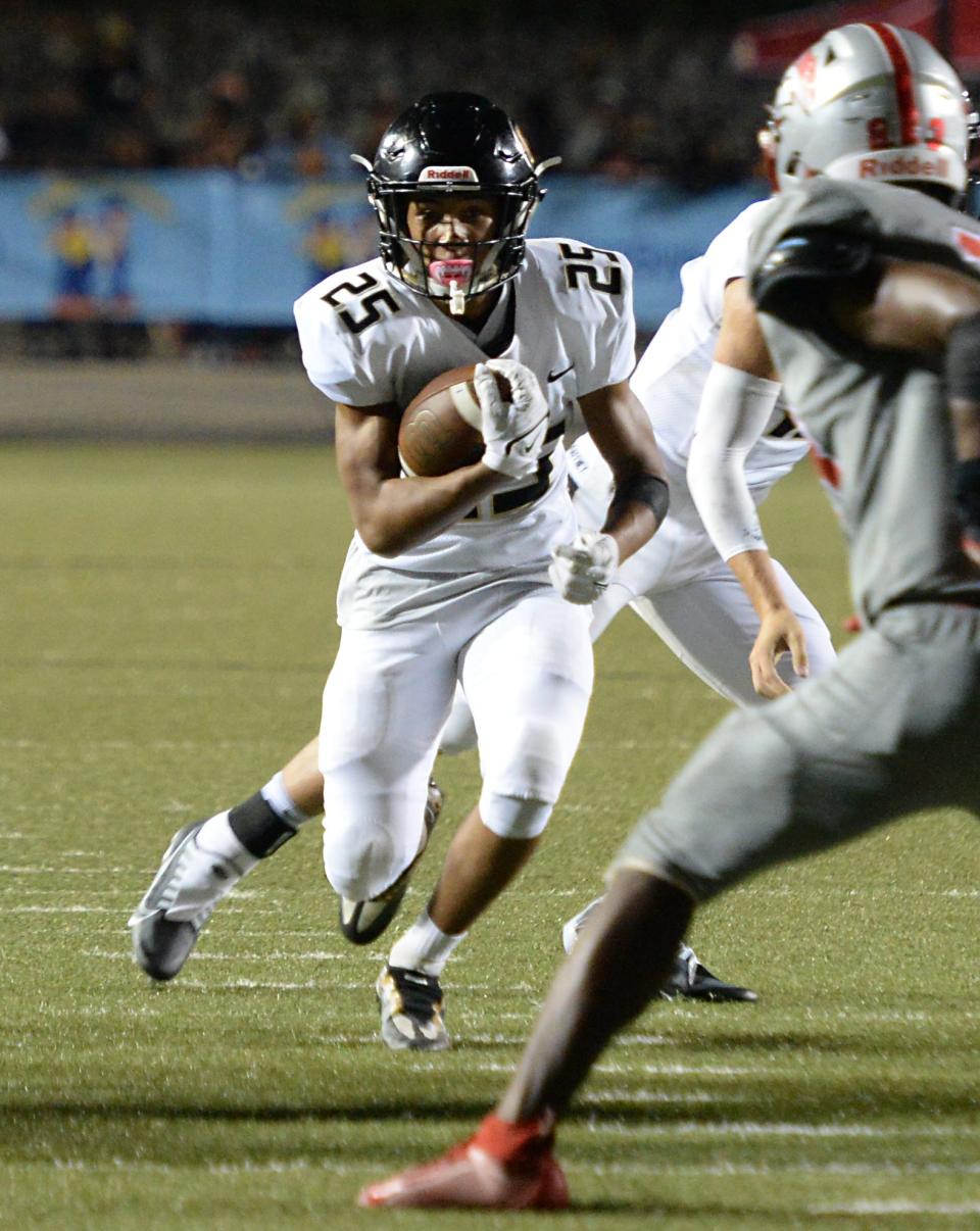 Gaffney played South Pointe in high school football at South Pointe on Aug. 20, 2022.  Gaffney's Jaiden McDowell (25) with the ball on a play. 