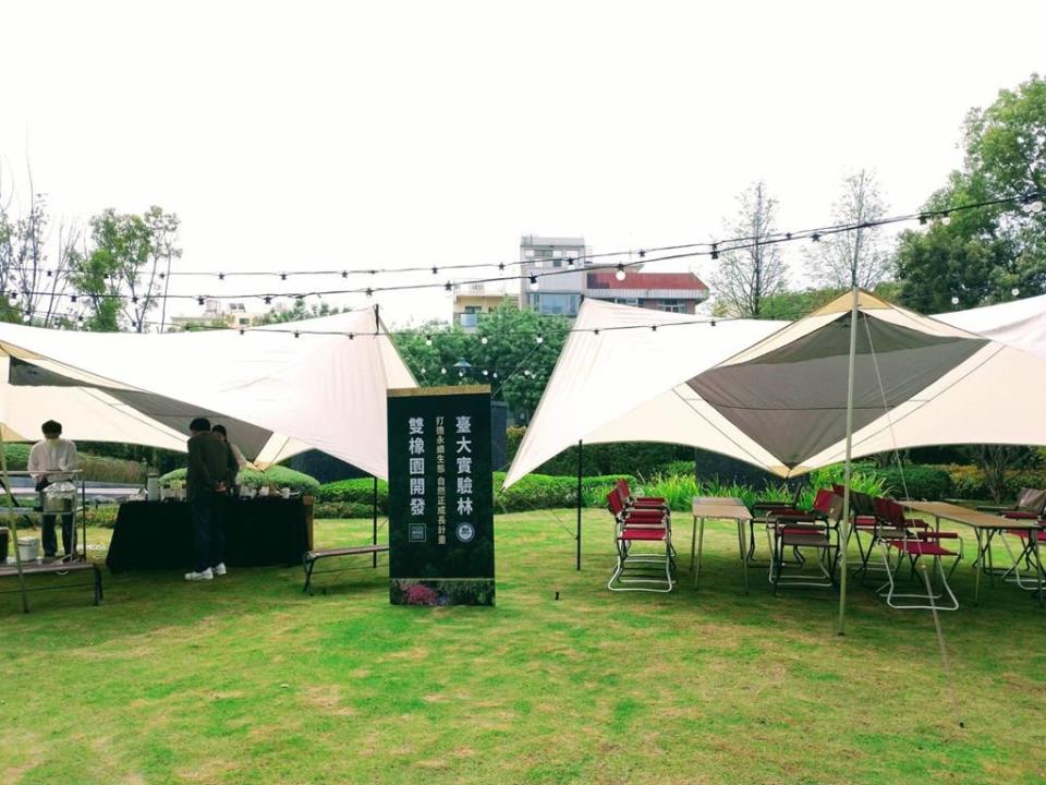 雙橡園社區透過生物多樣性融入社區庭園，打造鳥語花香、蝴蝶飛舞的優質生態環境！（圖／曾麗芳）