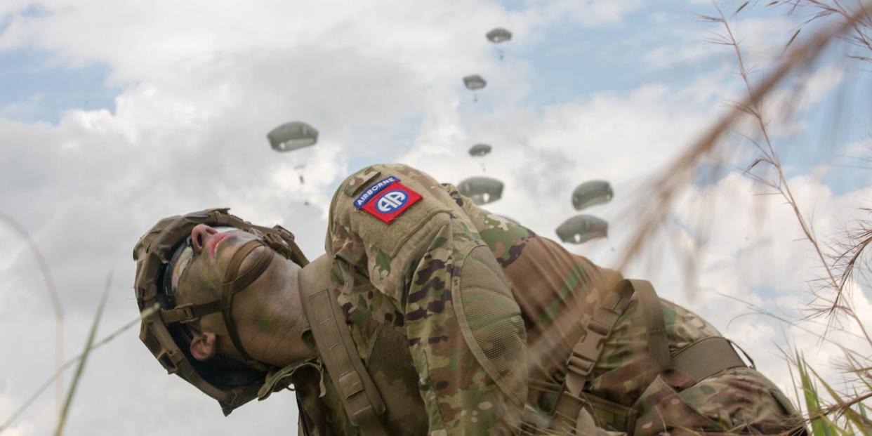 Army 82nd Airborne Colombia assault exercise