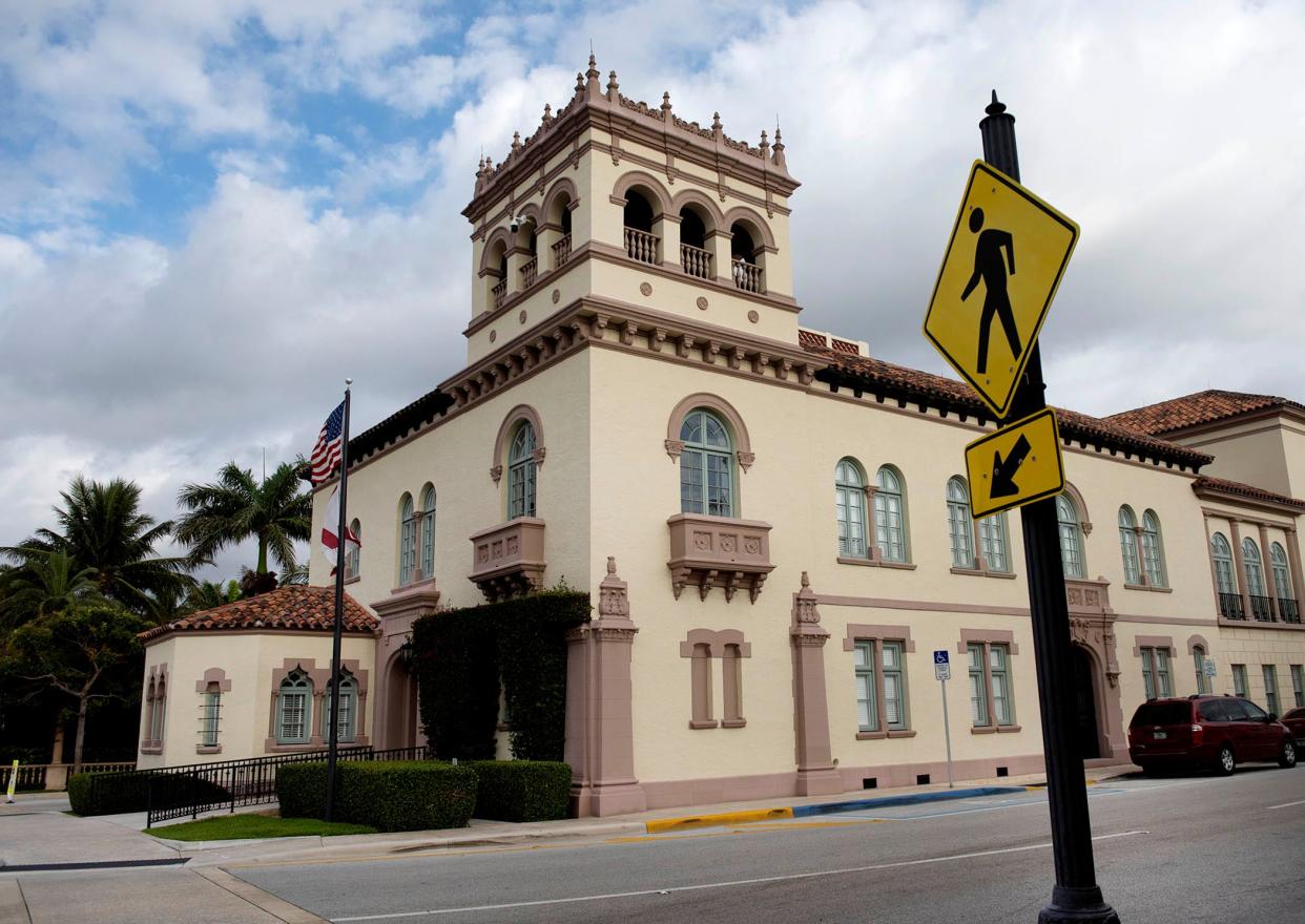 The Palm Beach Town Council will weigh creating a steering committee to oversee the town's zoning code reform, after a discussion kicked off by Council Member Julie Araskog calling for the town to drop the consultant currently leading the reform process.