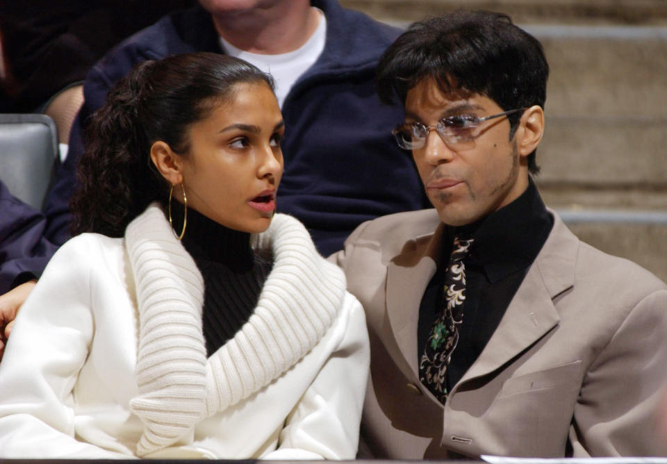 TORONTO - FEBRUARY 16:  Music recording artist Prince, sits courtside for the game with the Orlando Magic and Toronto Raptors at the Air Canada Centre on February 16, 2003 in Toronto, Canada.   (Photo by Getty Images)