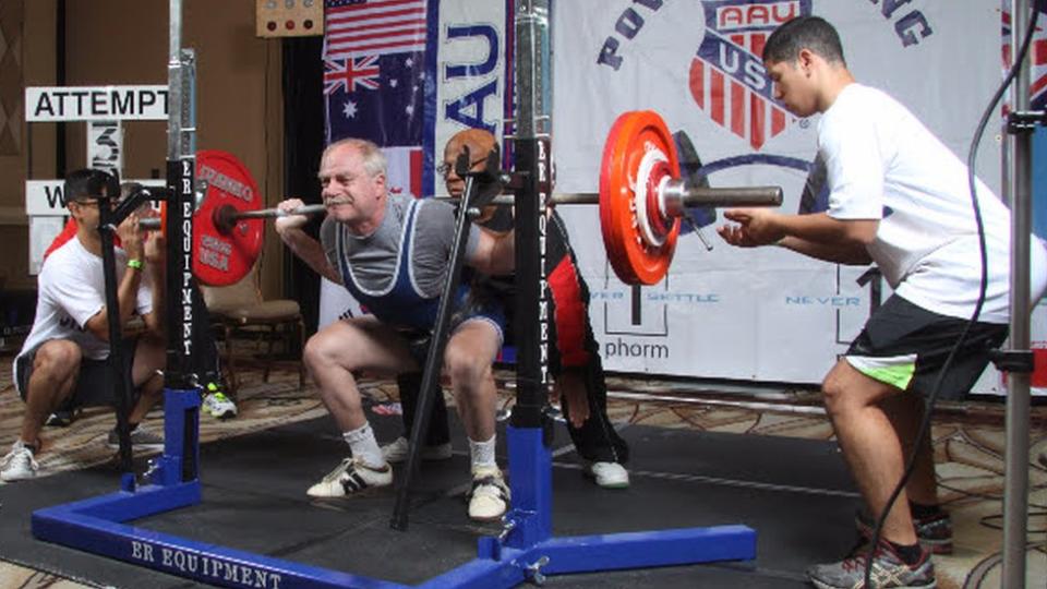 El veterano levantador de pesas estadounidense Robert Herbst.