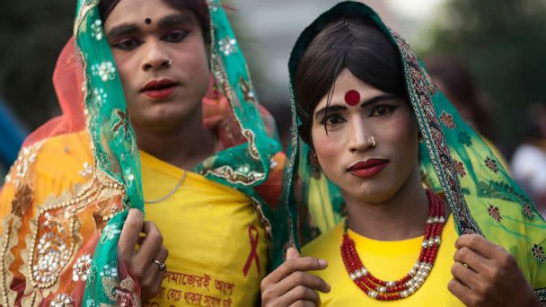 PHOTO: Social workers form and transsexuals made rally in Dhaka to aware people from HIV/AIDS on the occasion of 'World AIDS Day' on Dec. 1, 2014. (Zakir Hossain Chowdhury/NurPhoto via Getty Images, FILE)