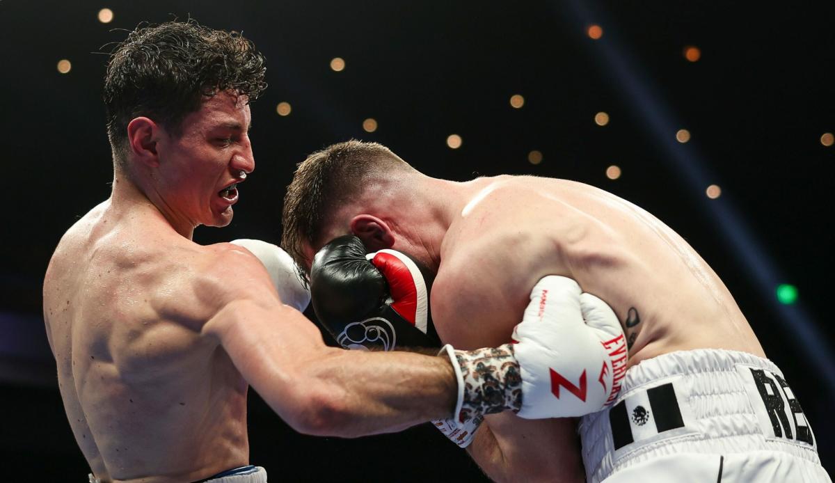 William Zepeda mauls Maxi Hughes, stopping the Briton after four rounds -  Yahoo Sports