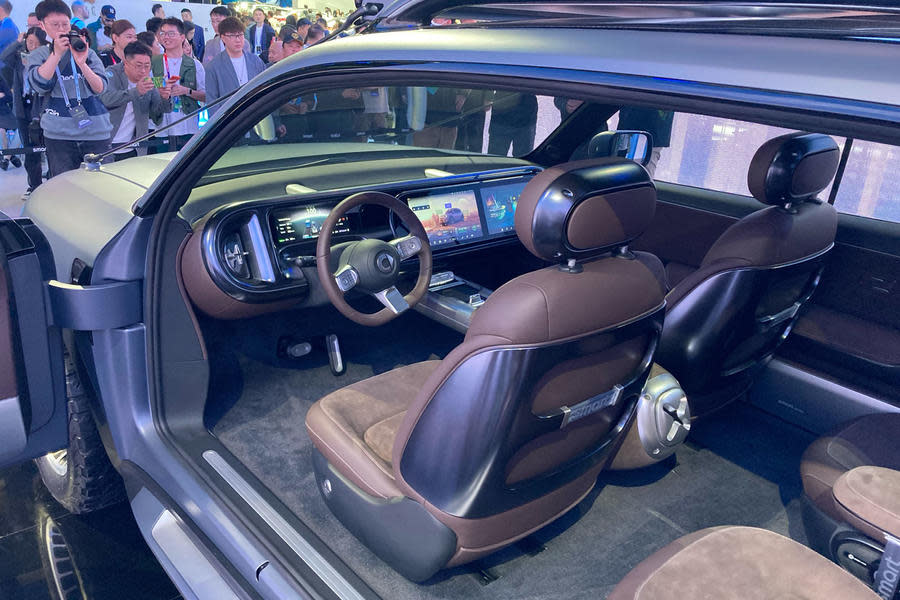 Smart #5 concept at Beijing motor show – interior