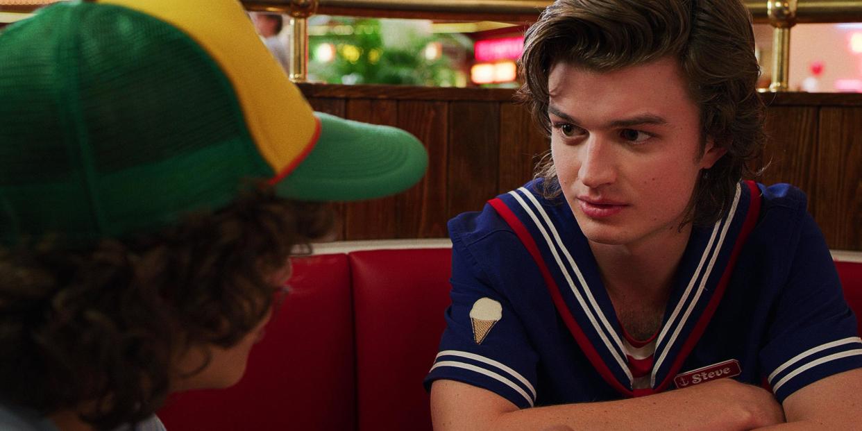 Stranger Things Writers Offer 1st Glimpse at Final Season With a Terrifying Steve Harrington Scene 131