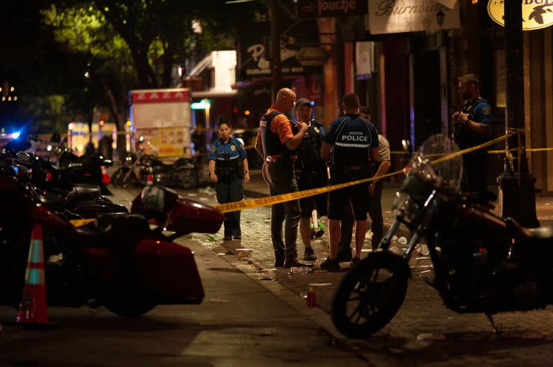 Shooting in the Sixth Street Entertainment District area of Austin