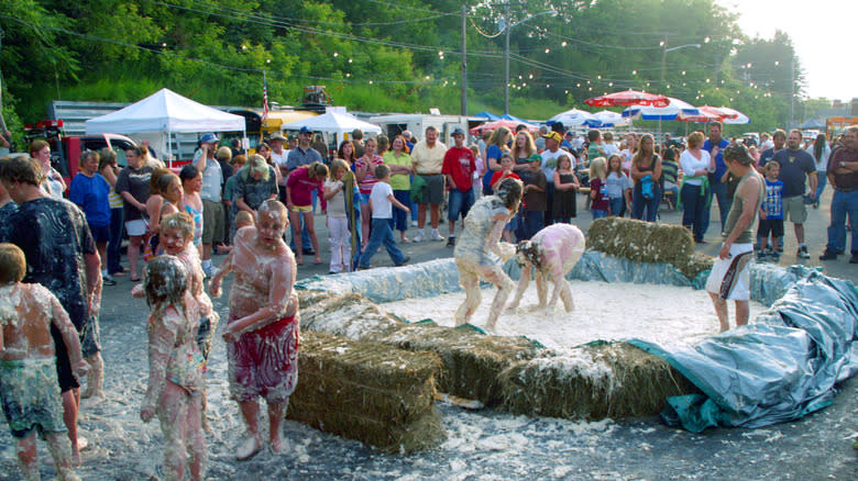 mashed potato wrestling ring