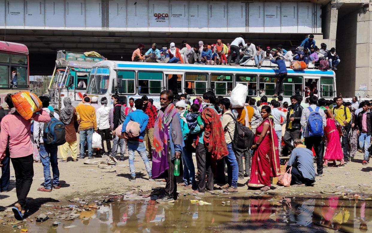 Indian migrant workers - Pallava Bagla/Corbis news