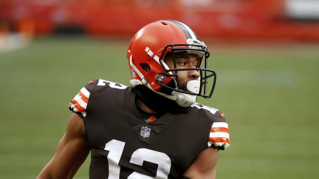 Browns activate WR KhaDarel Hodge from reserve/COVID-19 list