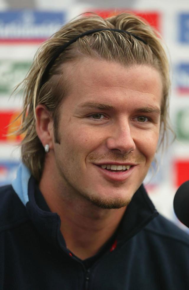 11 Male Soccer Stars Who Know How to Work a Headband