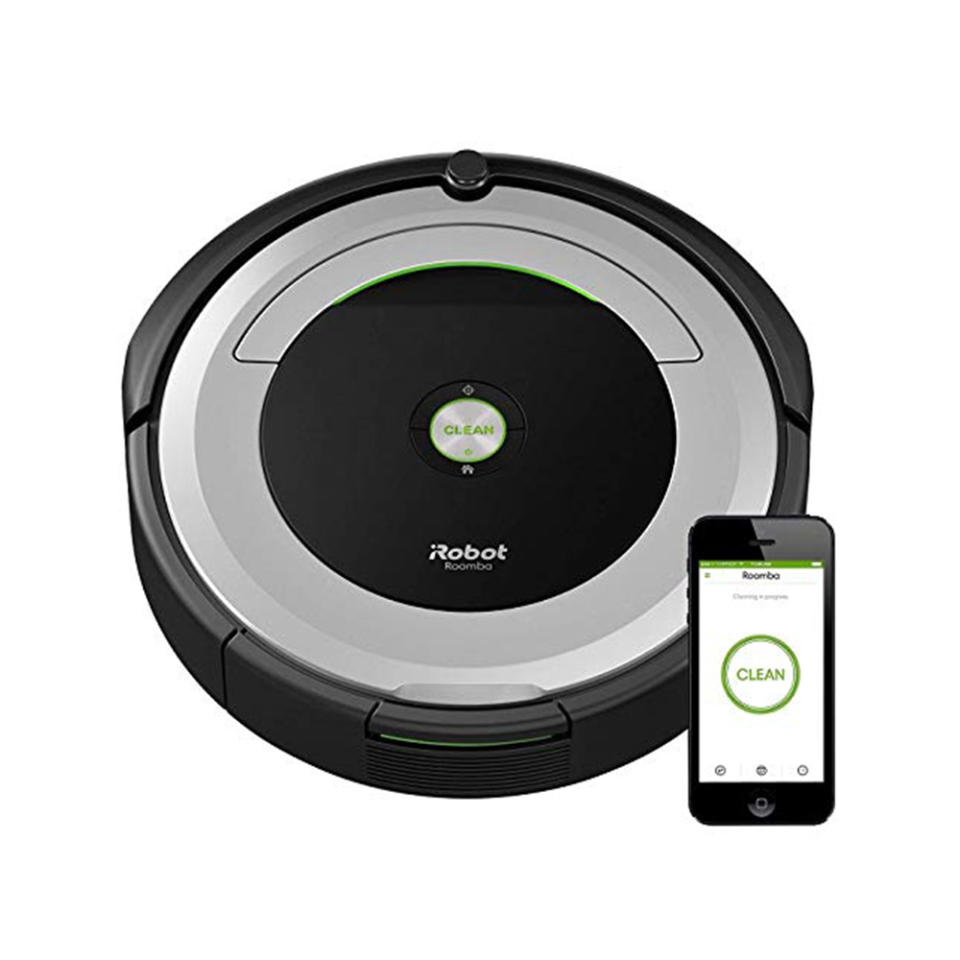 iRobot Roomba 690 Robot Vacuum. (Photo: Amazon)