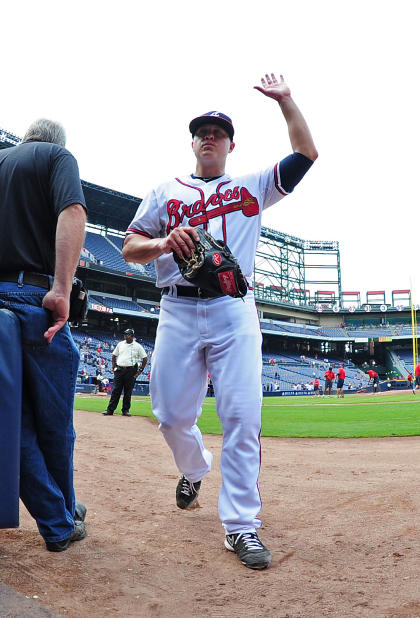 Former Braves pitcher Brandon Beachy making baseball comeback 