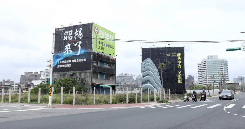 看好地段優勢建商大力推案，桃園小檜溪重劃區目前線上銷售的預售案多達十案以上。（圖／報系資料照）