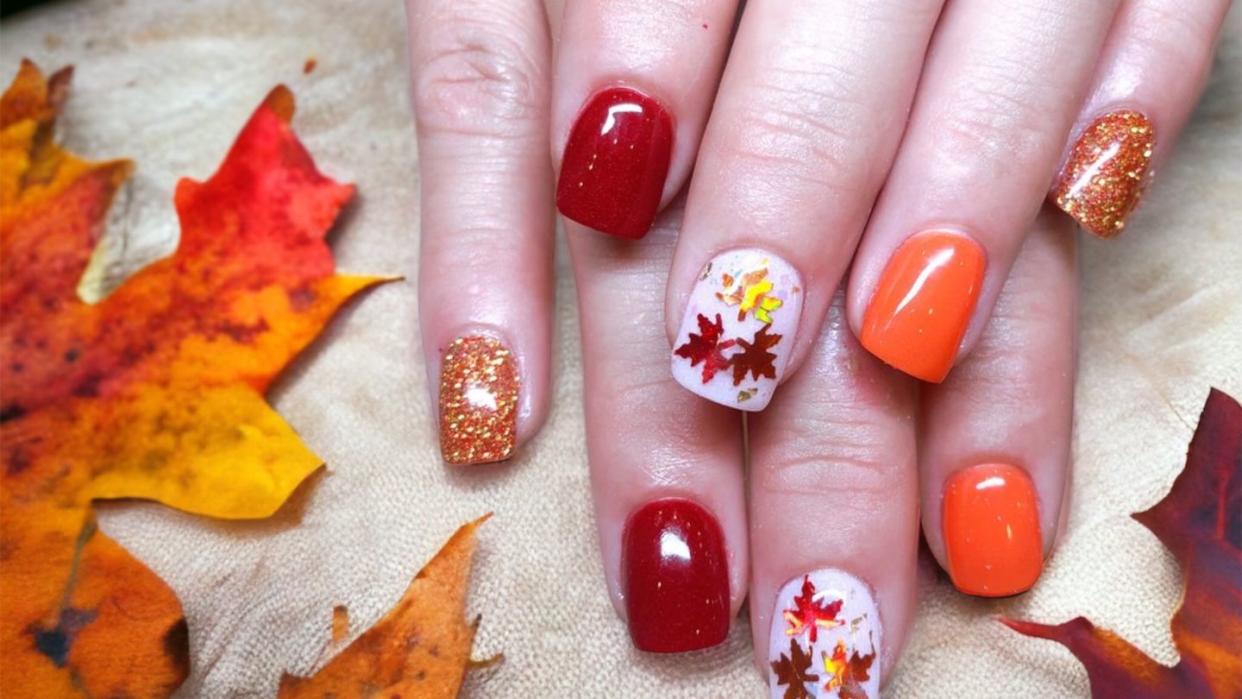 thanksgiving nail designs glitter leaves