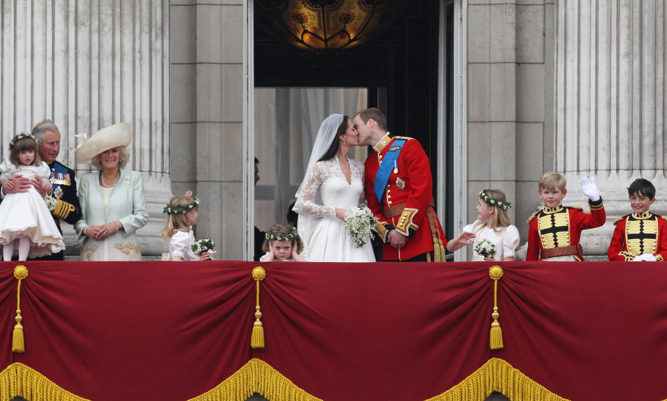 Royal Wedding - The Newlyweds Greet Wellwishers From The Buckingham Palace Balcony (Peter Macdiarmid / Getty Images)