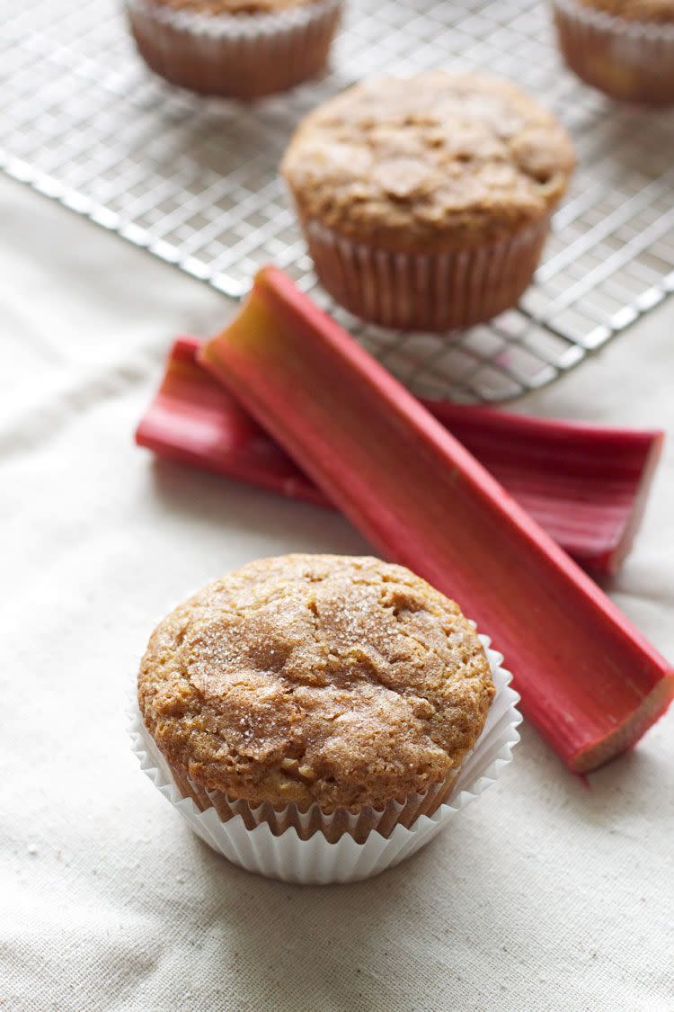 Rhubarb Pecan Muffins